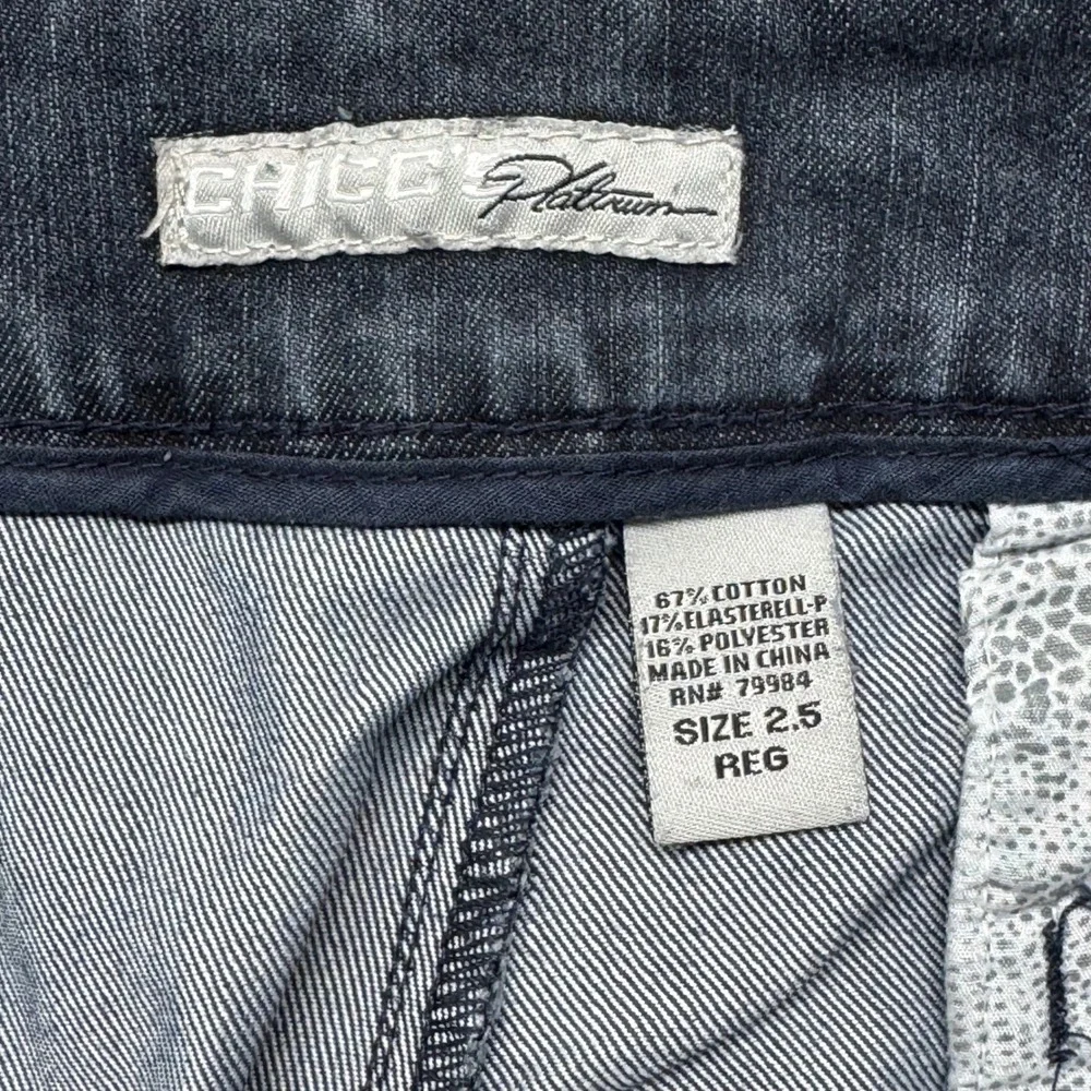 Chicos Platinum Wide Leg Denim Trouser Jeans Dark‎ Wash Blue Size 2.5 Regular